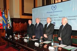 mesa comisiones paraguay art