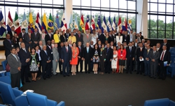 Secretario General electo de la OEA disertó en Encuentro Parlamentario en Panamá