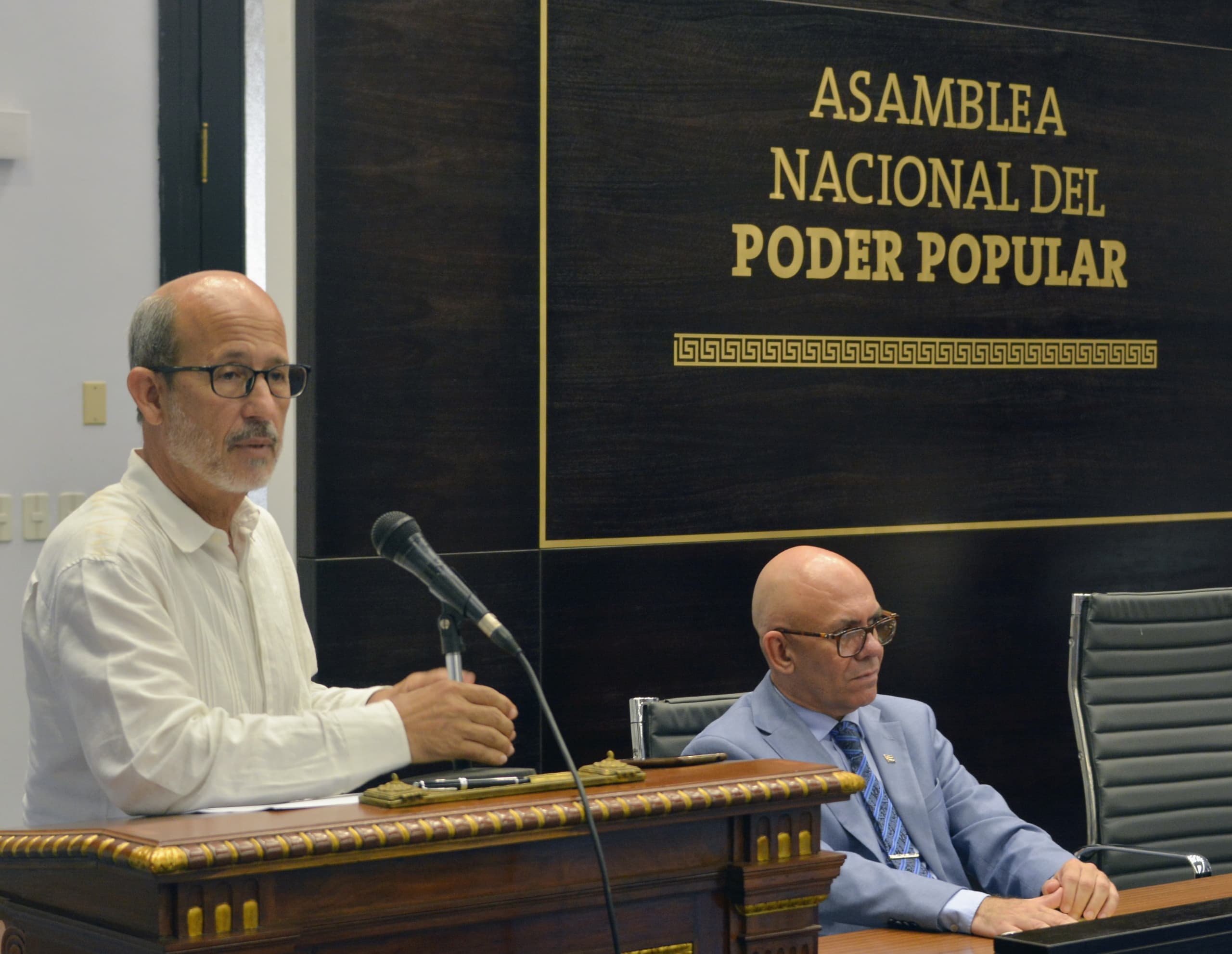 Líderes participan en Seminario sobre Diplomacia Parlamentaria en Cuba