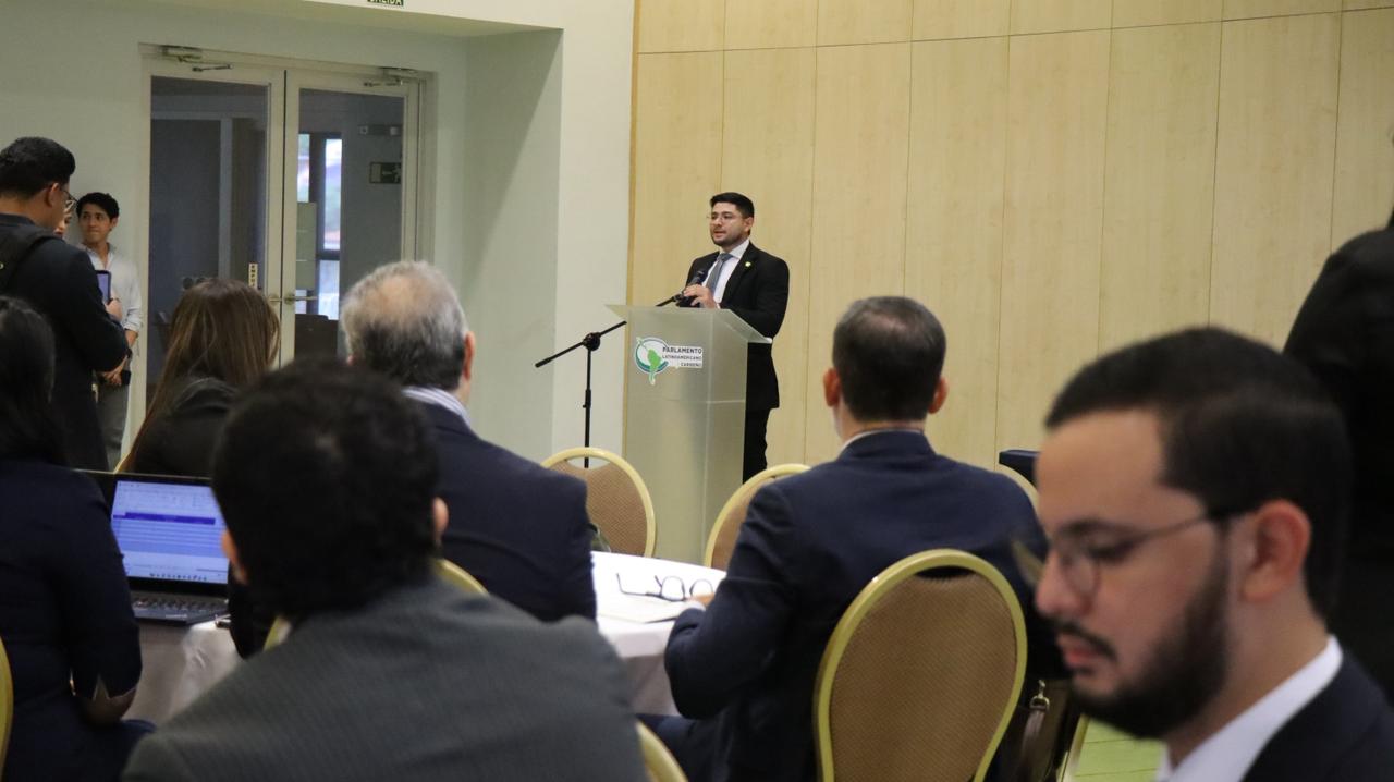 Asamblea Nacional de Panamá analiza la estrategia marítima nacional