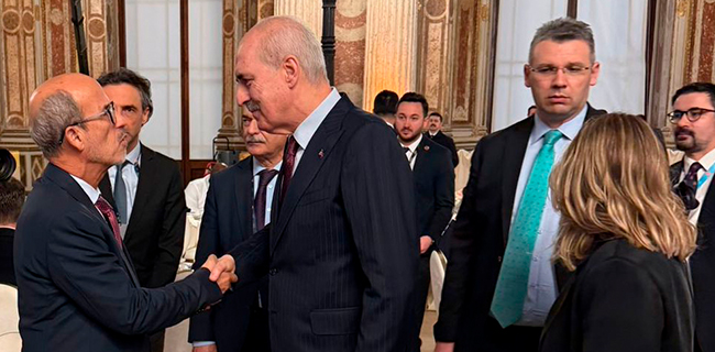 Saludo protocolar entre presidentes del PARLATINO y la Gran Asamblea de Turquía