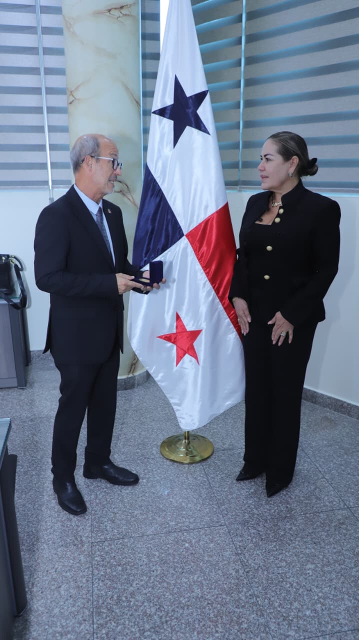 PARLATINO y Asamblea Nacional de Panamá fortalecen agenda de colaboración interinstitucional