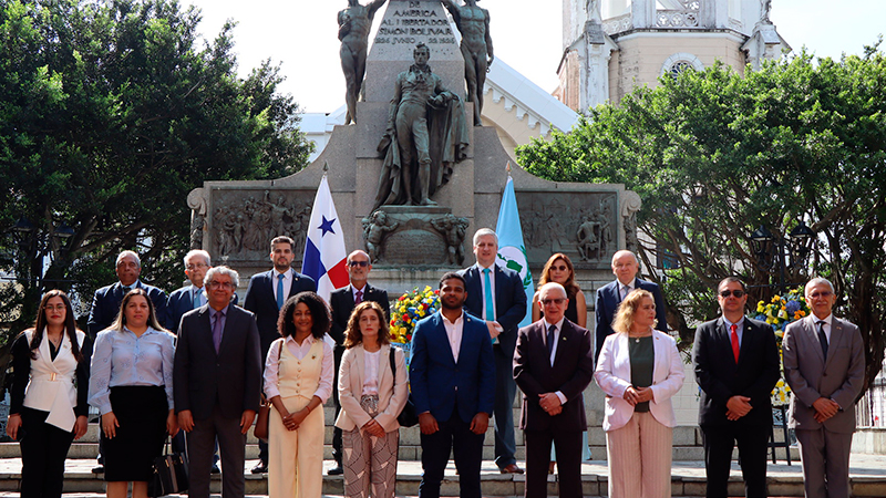 PARLATINO rinde homenaje a Simón Bolívar en el marco del Bicentenario del Congreso Anfictiónico de Panamá